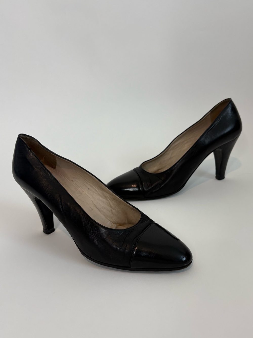 CHANEL Vintage Black Leather Cap Toe Heels Classic Pumps Almond Toe Mid Heel